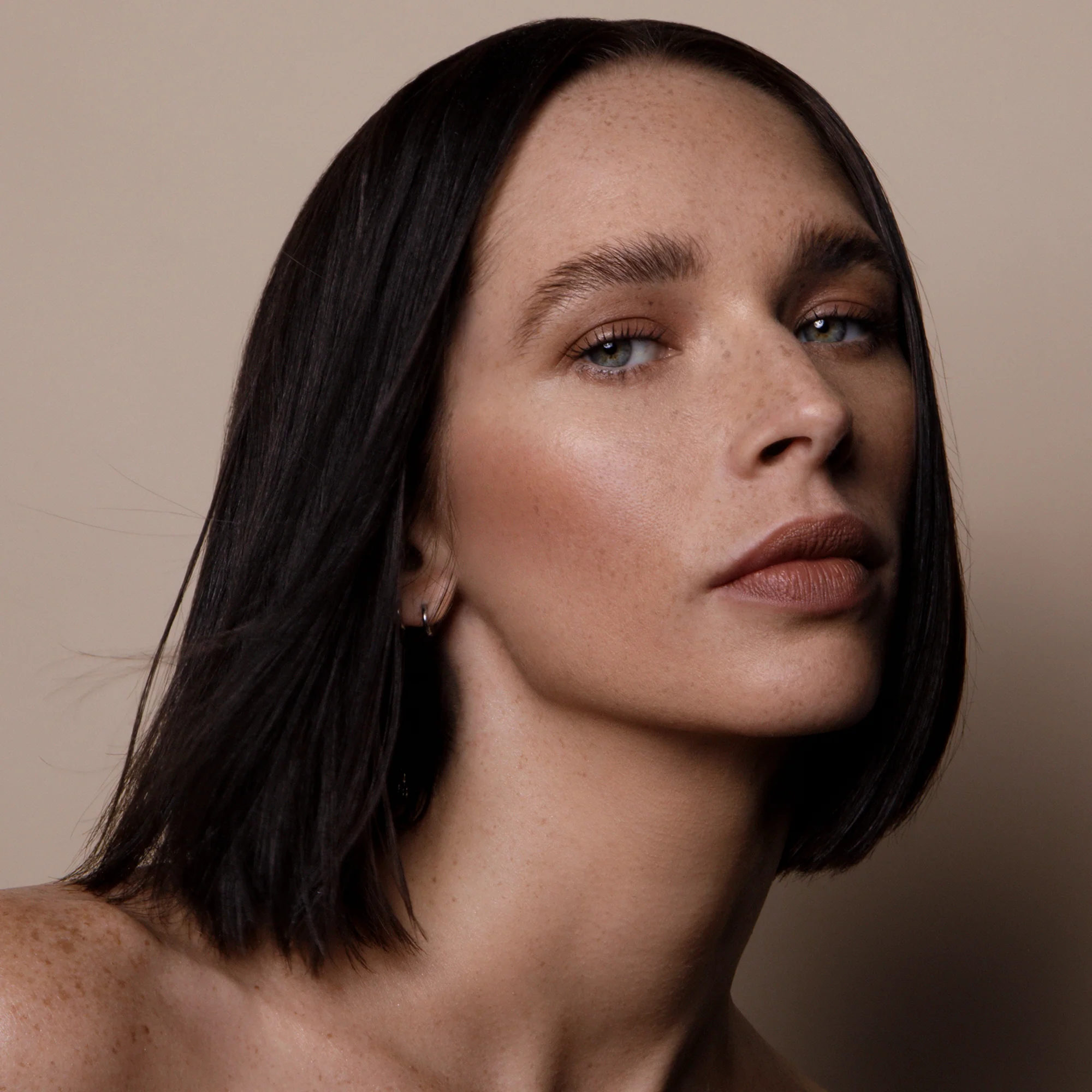 3 Drop Weightless Serum Foundation - Image 109