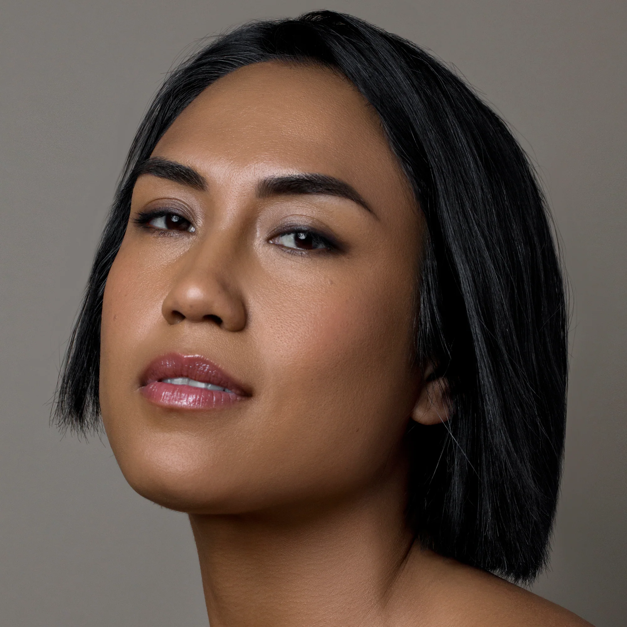 3 Drop Weightless Serum Foundation - Image 116