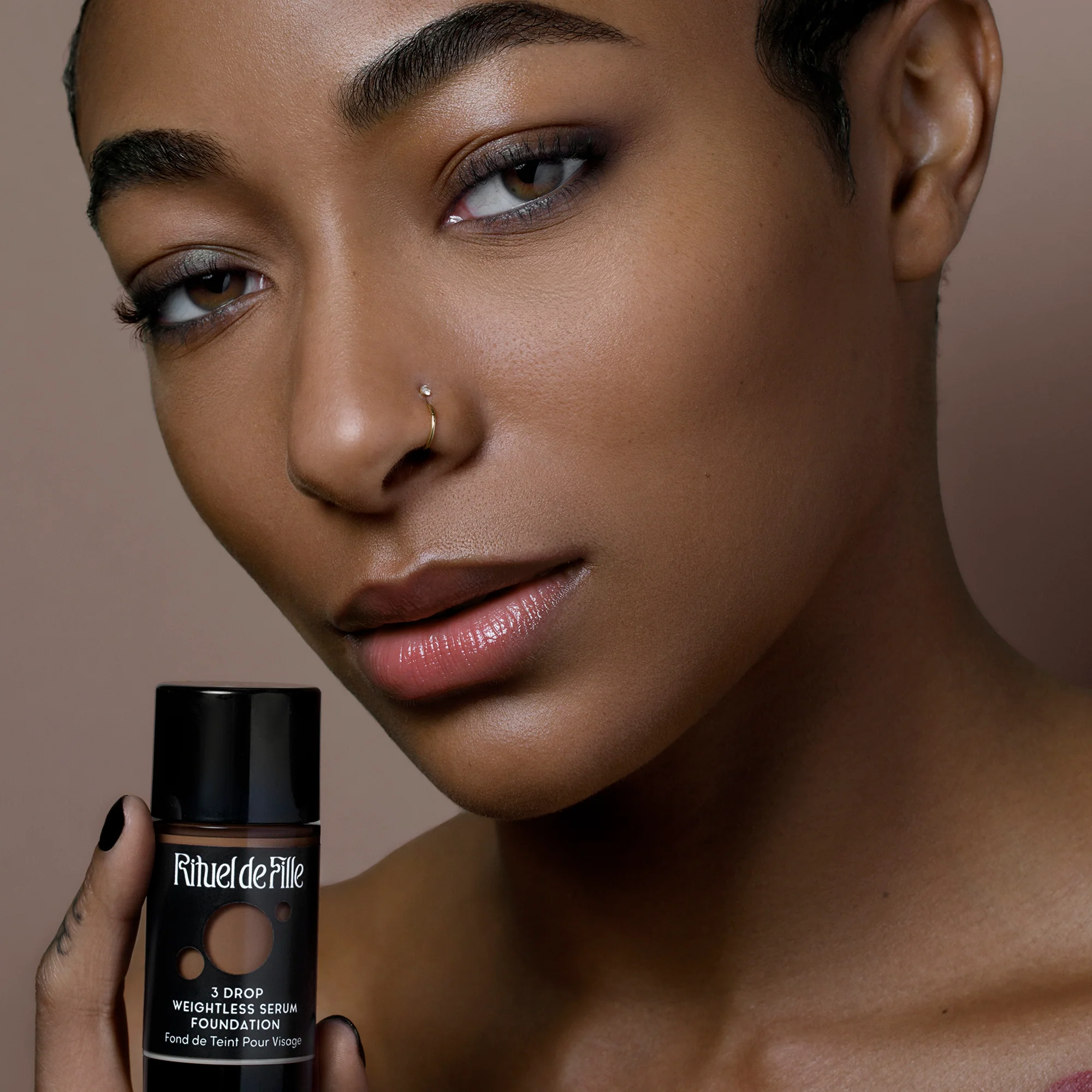 3 Drop Weightless Serum Foundation - Image 85