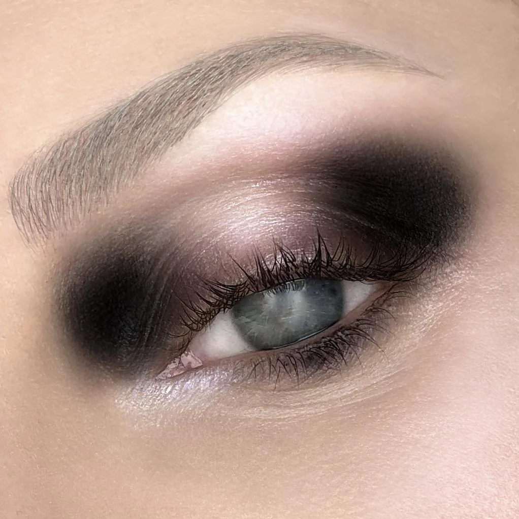 Color Set: The Black Orb Enigmatic Kohl Eyeliner Duo (Abyss + Iron) - Image 15