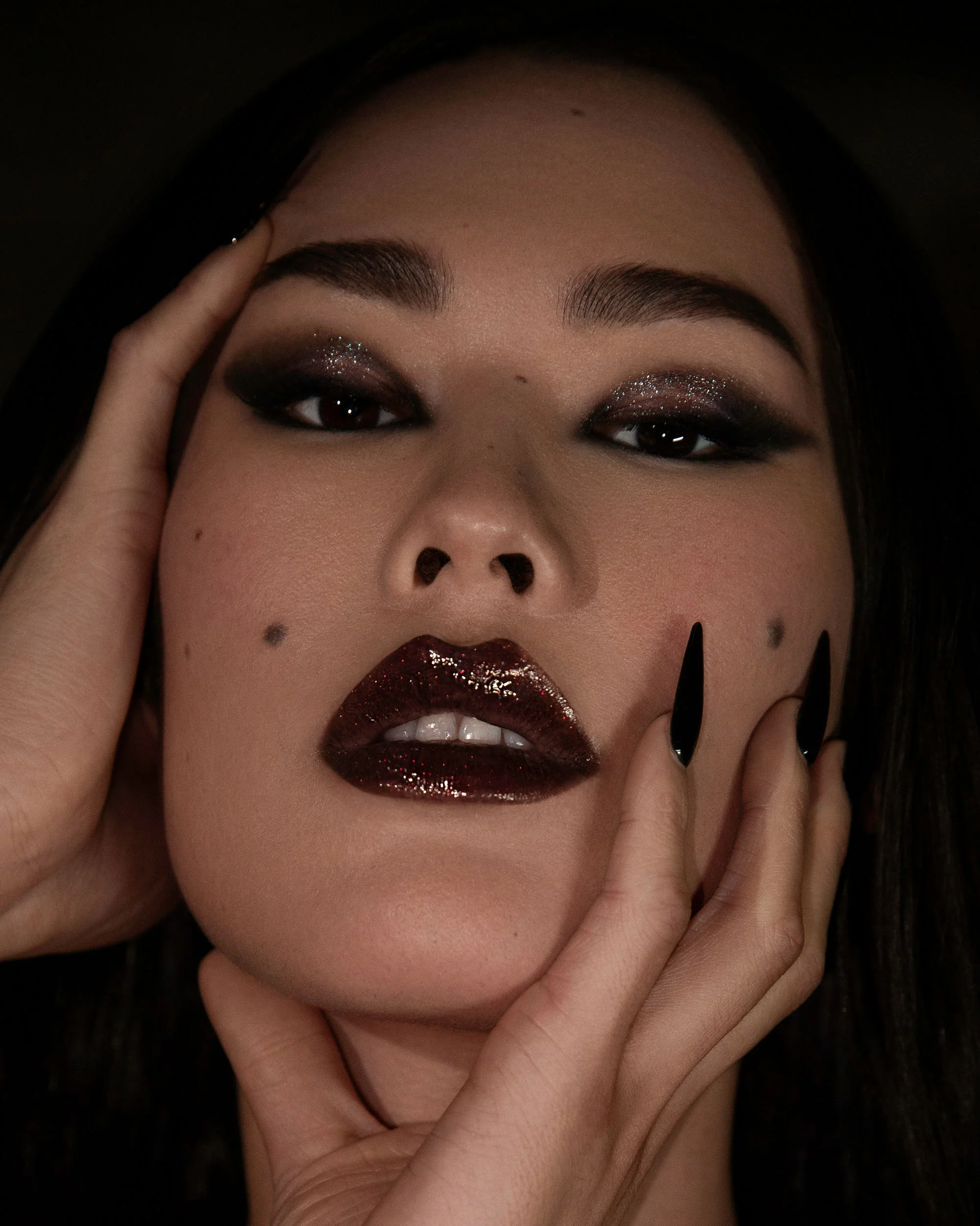 Thorn Bite Peptide Plump Crème Lip Oil: Night Flower - Image 6
